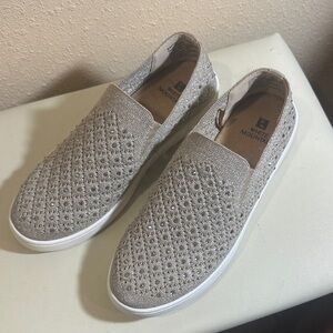 White Mountain Sneakers Size 8